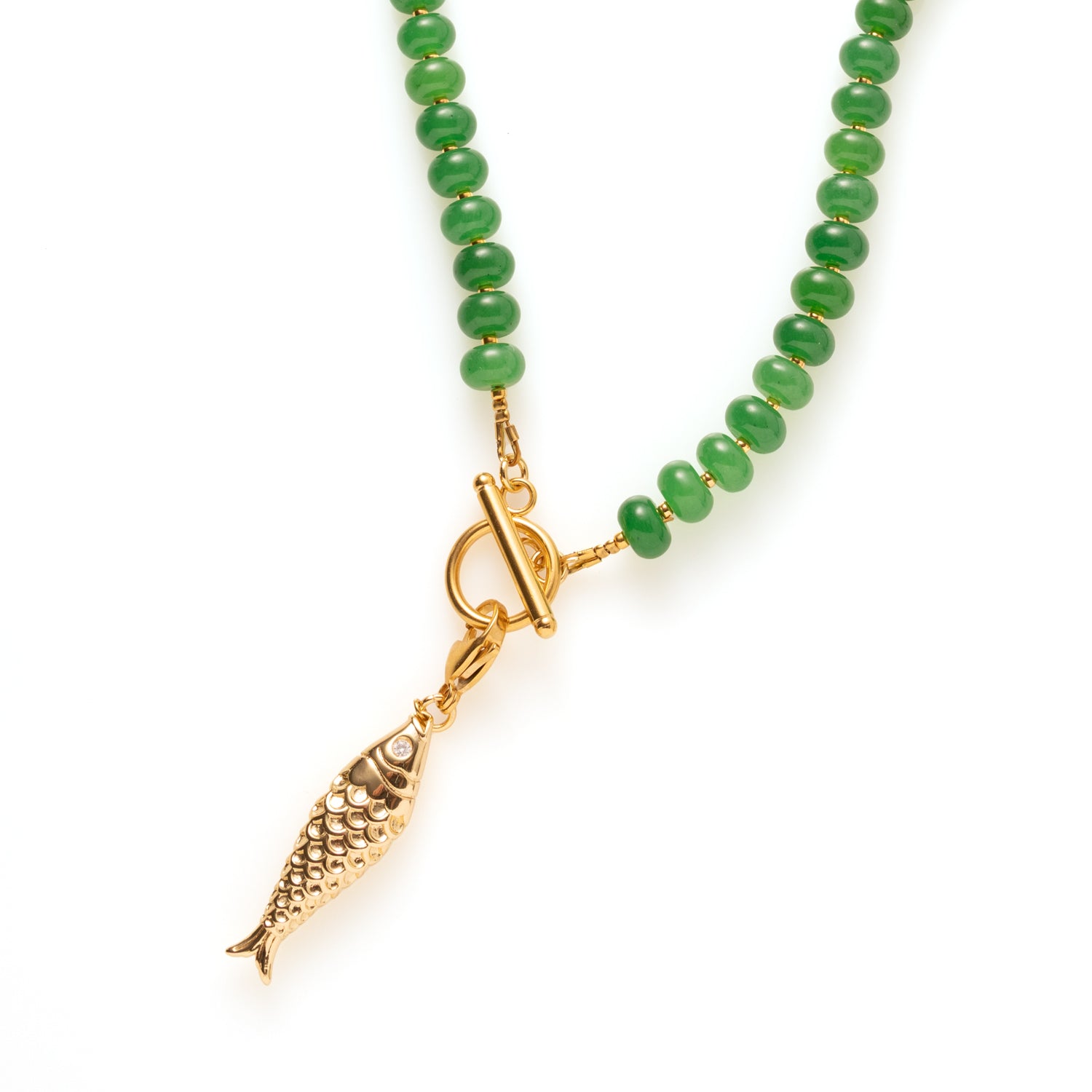 Groen als de weelderige jungle – puur natuur.
De Borneo Forest ketting is gemaakt van jade natuurstenen in een rijke, heldergroene tint. Deze kleur ademt rust, kracht en verbondenheid met de natuur. Een stijlvolle ketting die zowel opvalt als in balans is – net als het regenwoud van Borneo zelf.