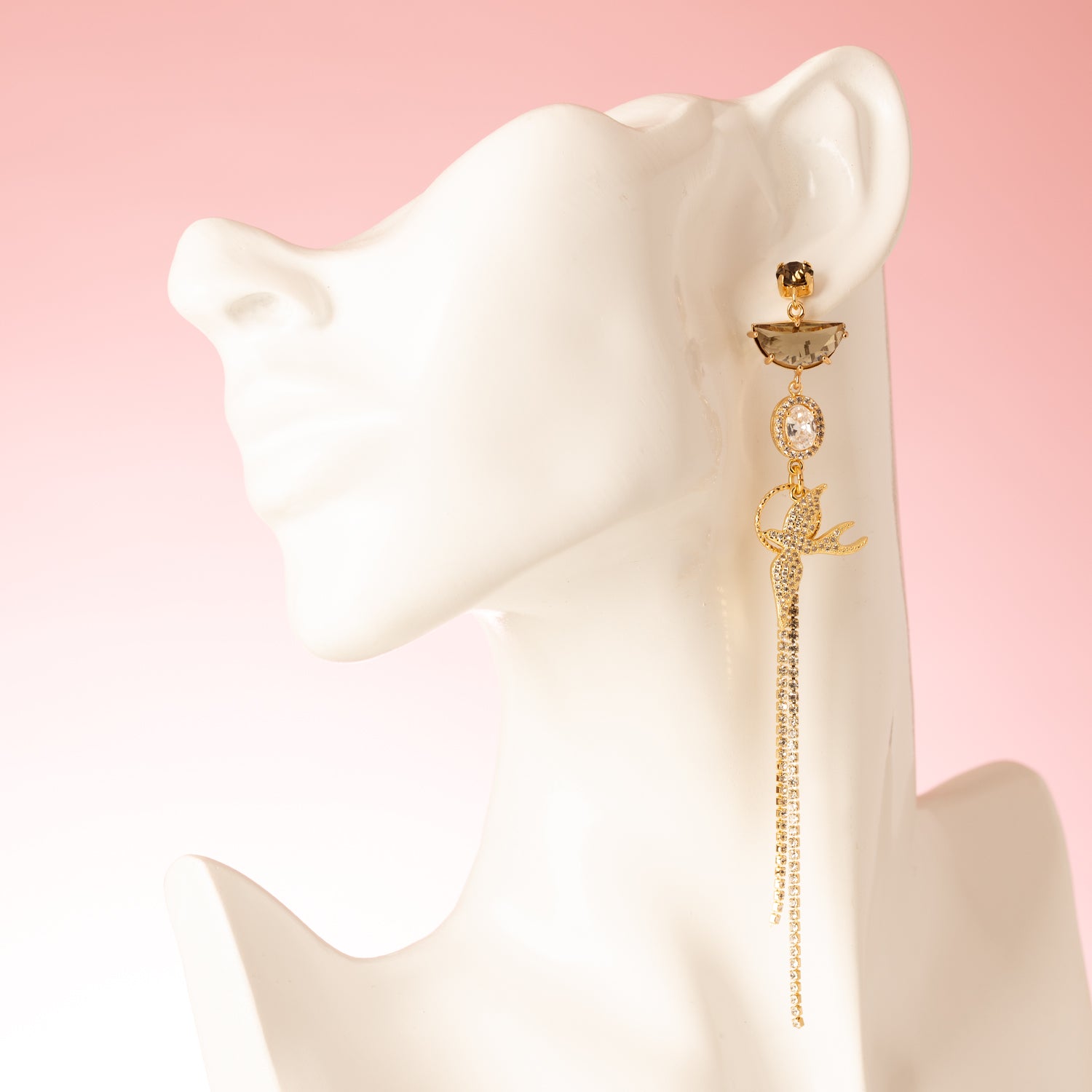 Skybird Elegance - Asymmetrische Statement Oorbellen