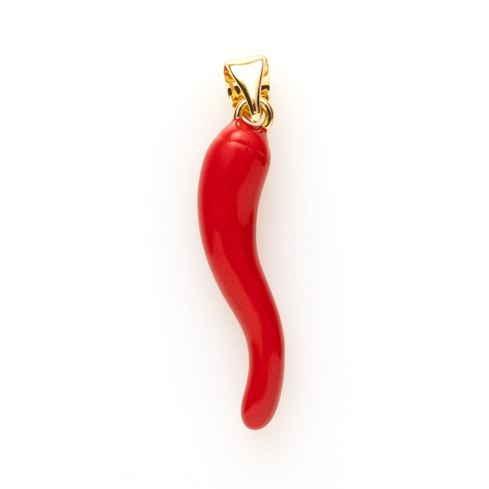 Red Heat is een speelse bedel in de vorm van een rode peper. Voeg een pittig accent toe aan je ketting en mix &amp;; match met andere bedels voor een vrolijke en opvallende look. Perfect om je ketting helemaal eigen te maken.