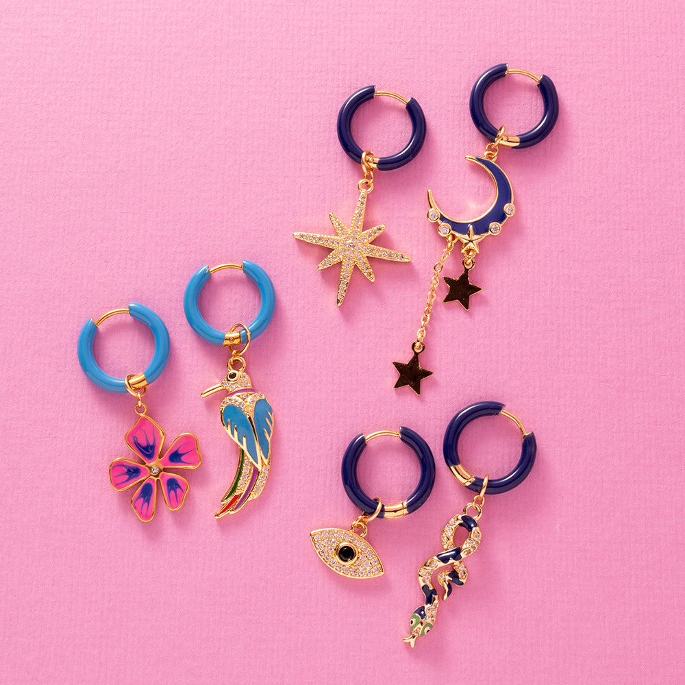 Sfeerfoto van Funky bedeloorbellen in het 17 mm-formaat van E-Star sieraden