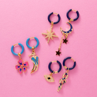Sfeerfoto van Funky bedeloorbellen in het 17 mm-formaat van E-Star sieraden