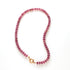 Natuursteen Jade kralen, afgewisseld met metalen accenten en afgewerkt met een stoere boeisluiting. Stoer voor alledag, of elegant genoeg voor een avondje uit. Draag deze ketting met of zonder bedel en creëer je eigen unieke look.

Jade staat symbool voor rust en balans, fijn om te weten, nog fijner om te dragen.