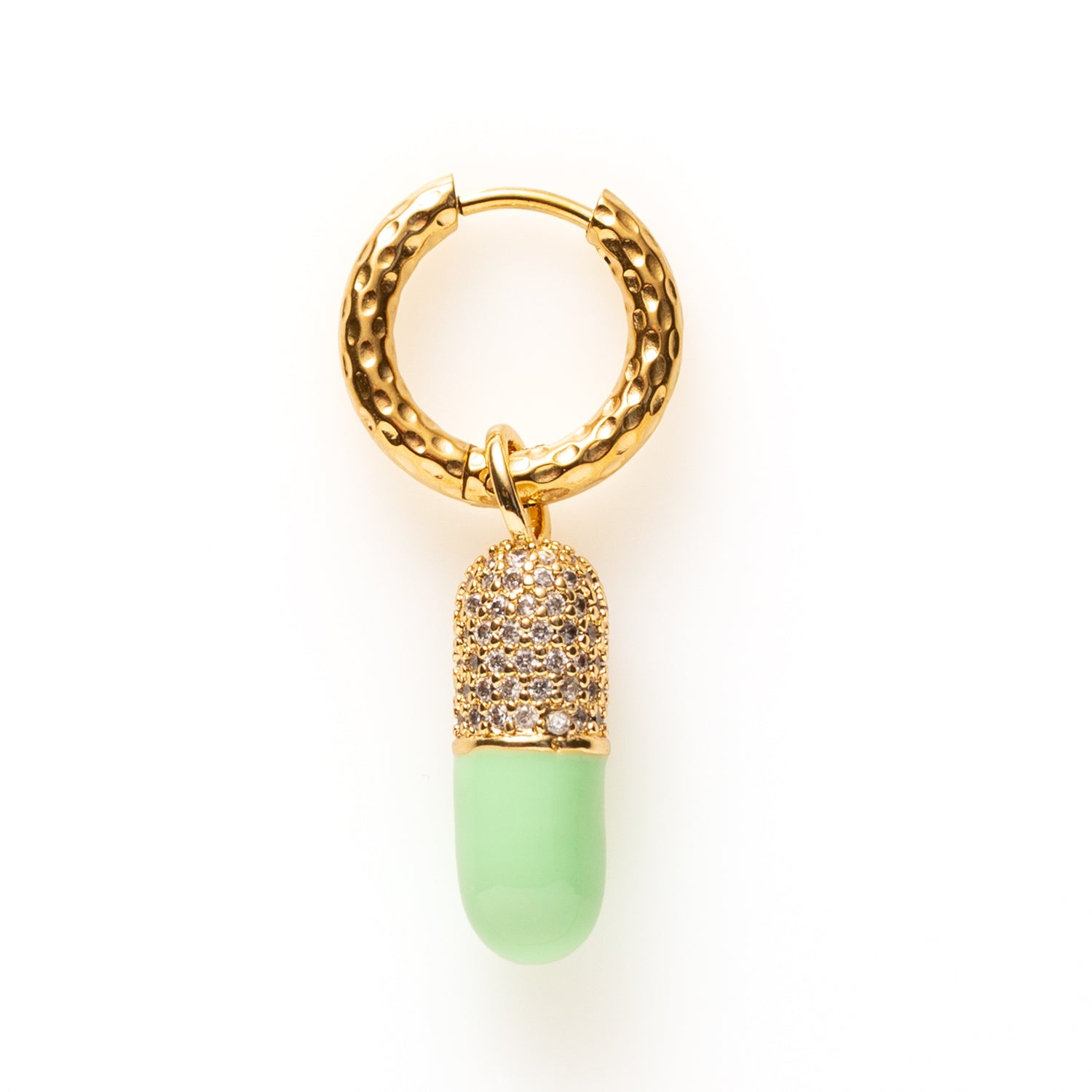 Ontdek onze funky one-piece oorbellen: speels, vrolijk en vol charmante bedels die je look meteen een sprankje kleur en vreugde geven. Elke oorbel heeft een eigen karakter en zorgt voor een instant feel-good vibe. Mix &amp; match je eigen favorieten voor een unieke, eigenzinnige stijl.