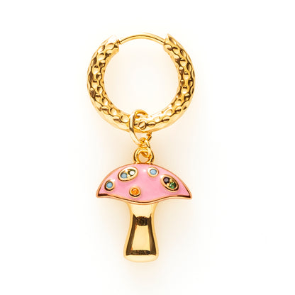 One-piece oorbel in de vorm van een vrolijke paddenstoel, verkrijgbaar in vijf kleuren. Speels, eigenzinnig en perfect om een kleurrijke touch aan je look te geven. Draag ‘m solo of combineer met andere oorbellen voor een unieke earparty.